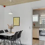 Apartamento Skarthi - 20km From The Sea By Interhome