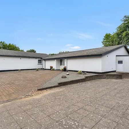 Skarthi - 20km From The Sea By Interhome Lägenhet