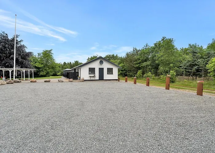 Skarthi - 20km From The Sea By Interhome *